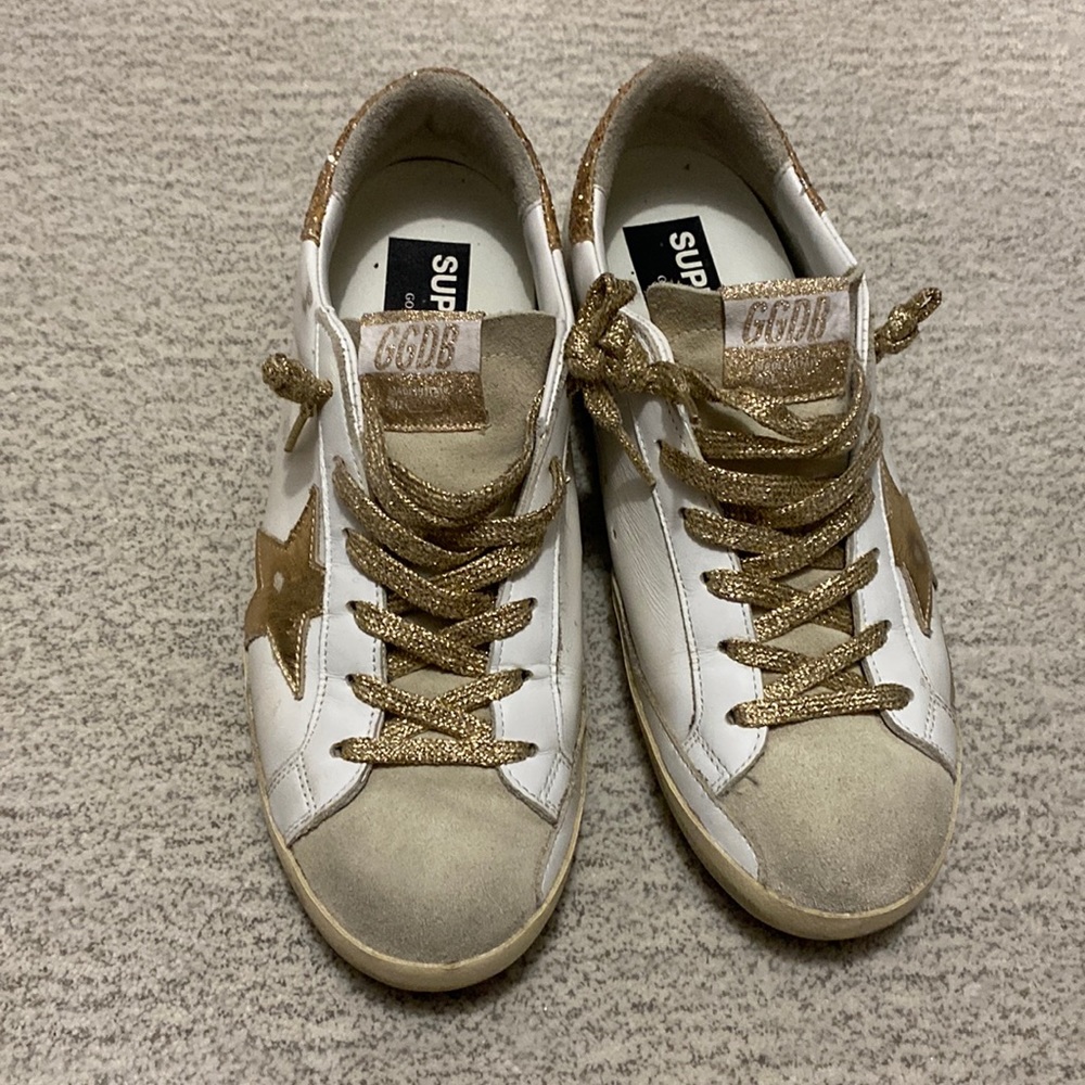 Golden goose tennis shoes